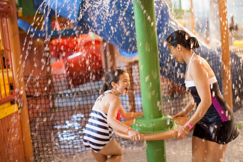 Bear Track Landing - Indoor Waterpark (11)
